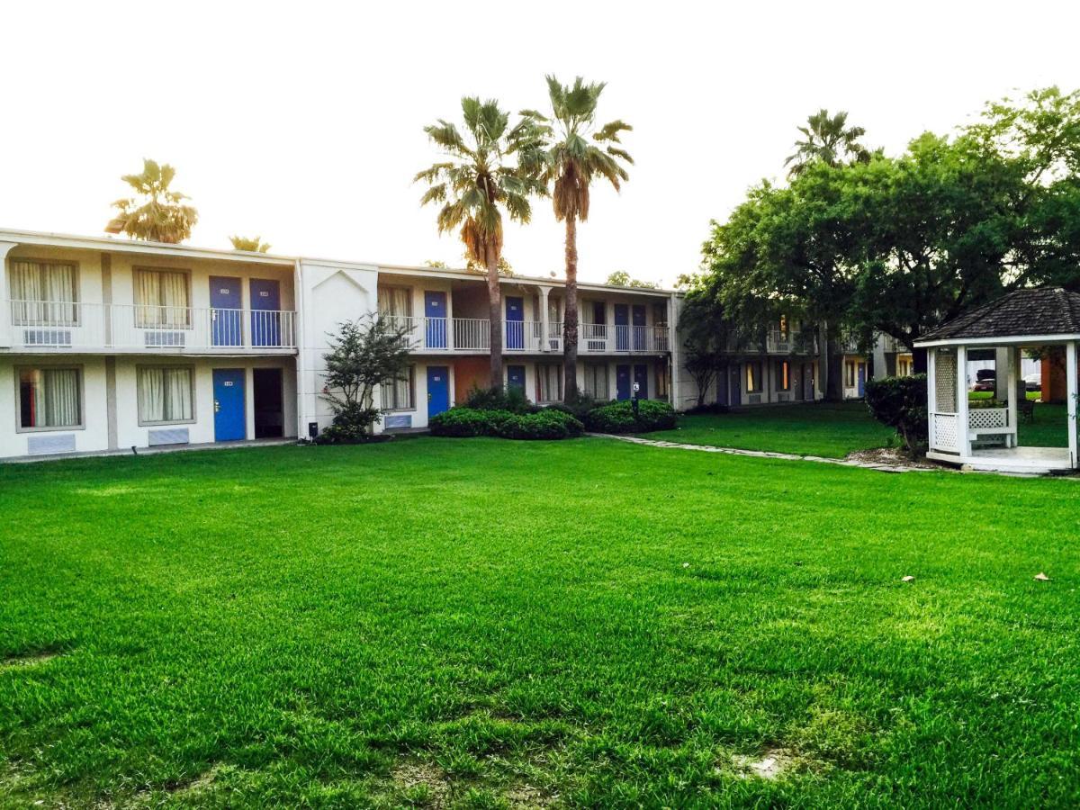 Motel 6-Houston, Tx - East Zewnętrze zdjęcie