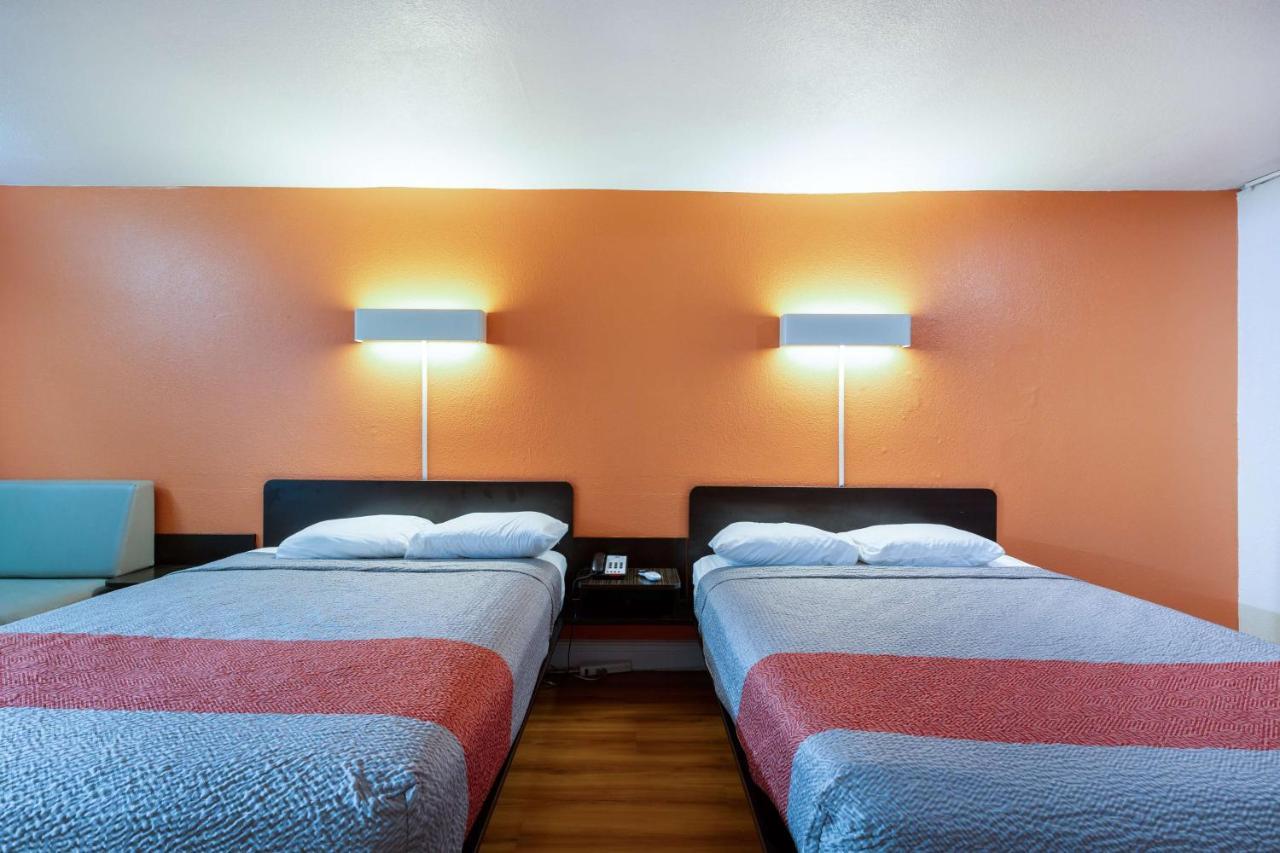 Motel 6-Houston, Tx - East Zewnętrze zdjęcie